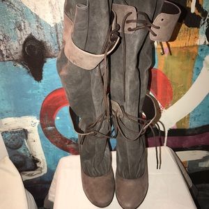 Elizabeth & James Boots 2 tie vegas boots